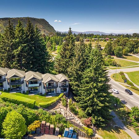 Ride Base Wanaka Apartments エクステリア 写真
