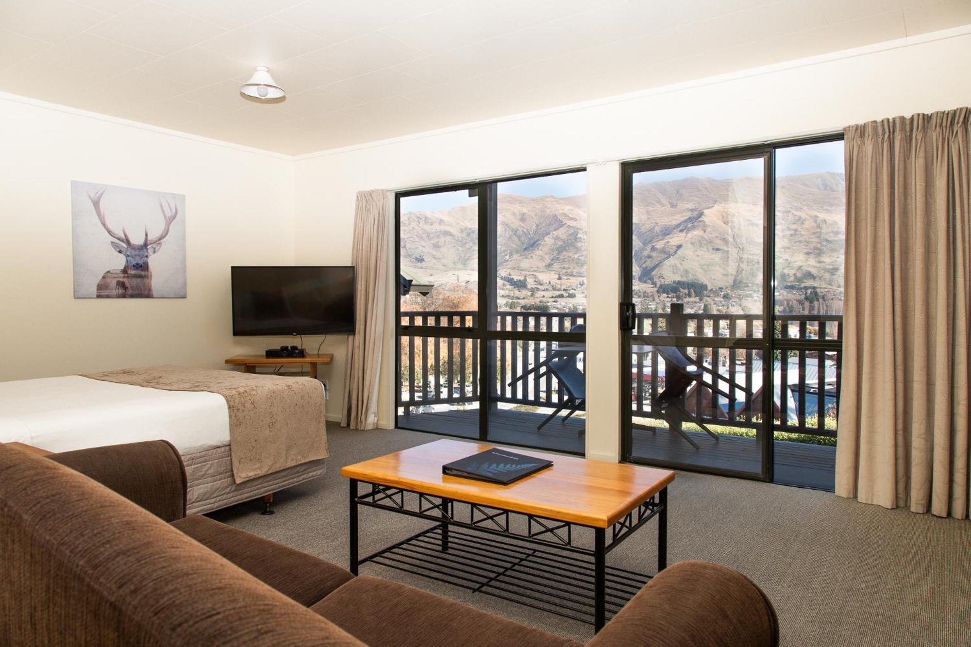 Ride Base Wanaka Apartments エクステリア 写真
