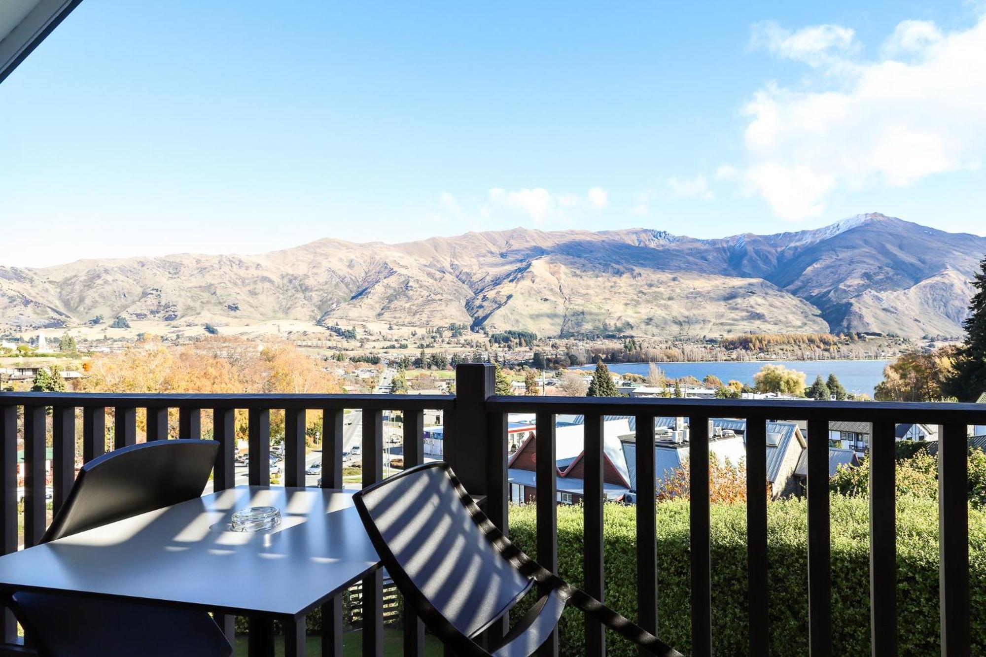 Ride Base Wanaka Apartments エクステリア 写真